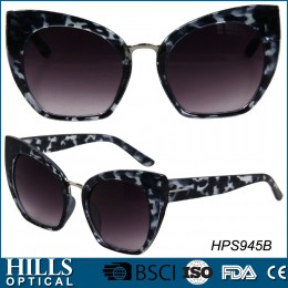 Fashion Plastic Sunglasses HPS945B